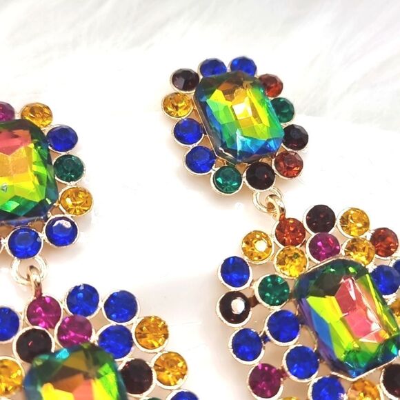 New ZARA cz Kaleidoscope Statement earrings - Picture 4 of 10